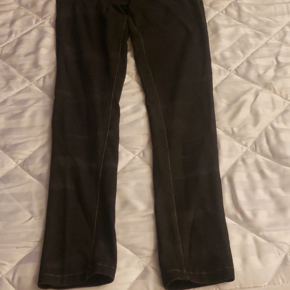 Black pants - Picture 2 of 4